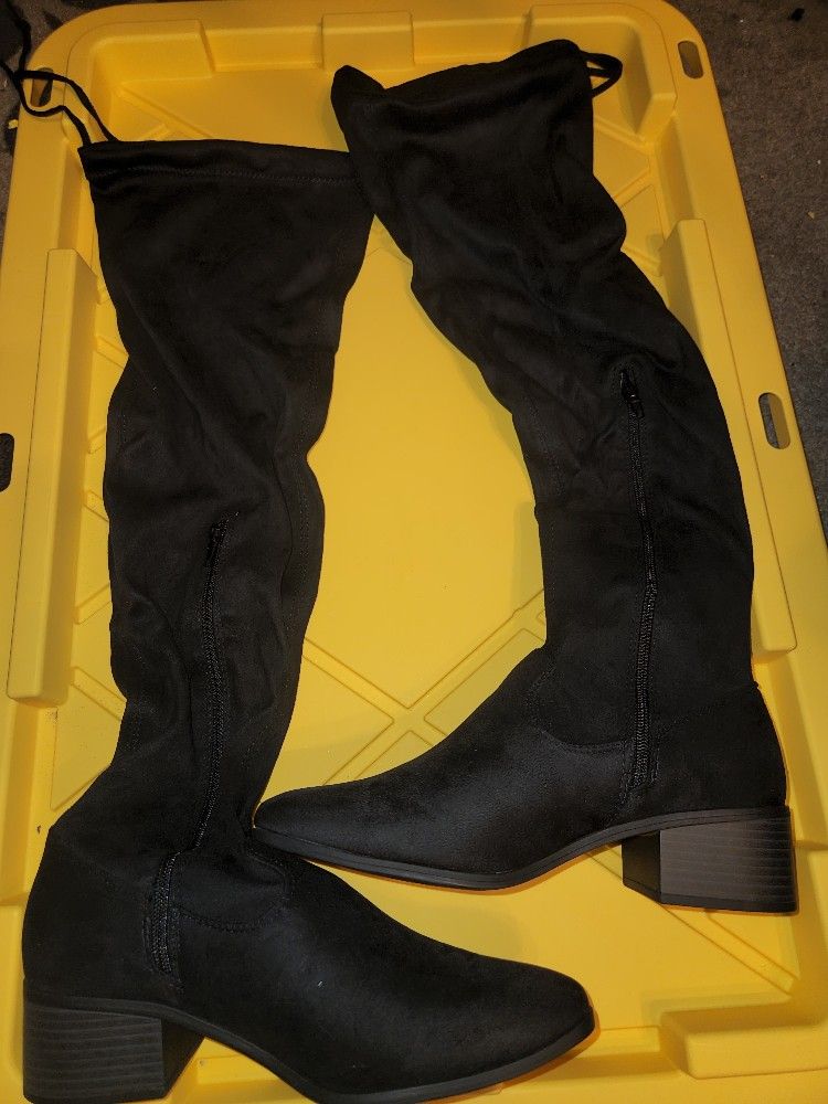 Thigh High Boots.   Sz 8.5