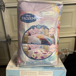 New, In Package Frozen twin Comforter