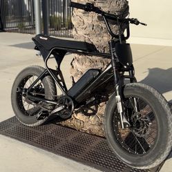 Mac fox x1, trades and buy can negotiate price 