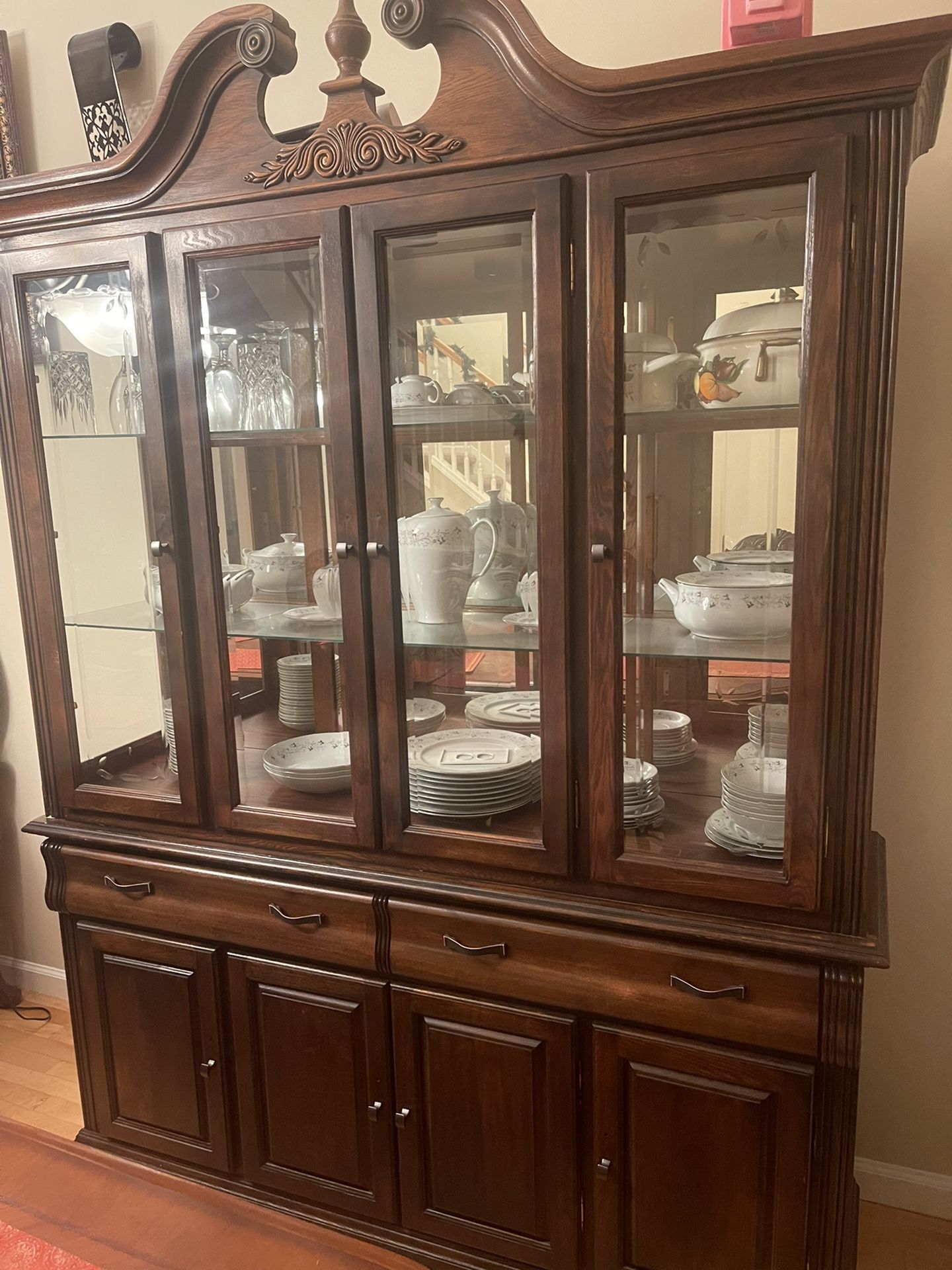 China Cabinet Set