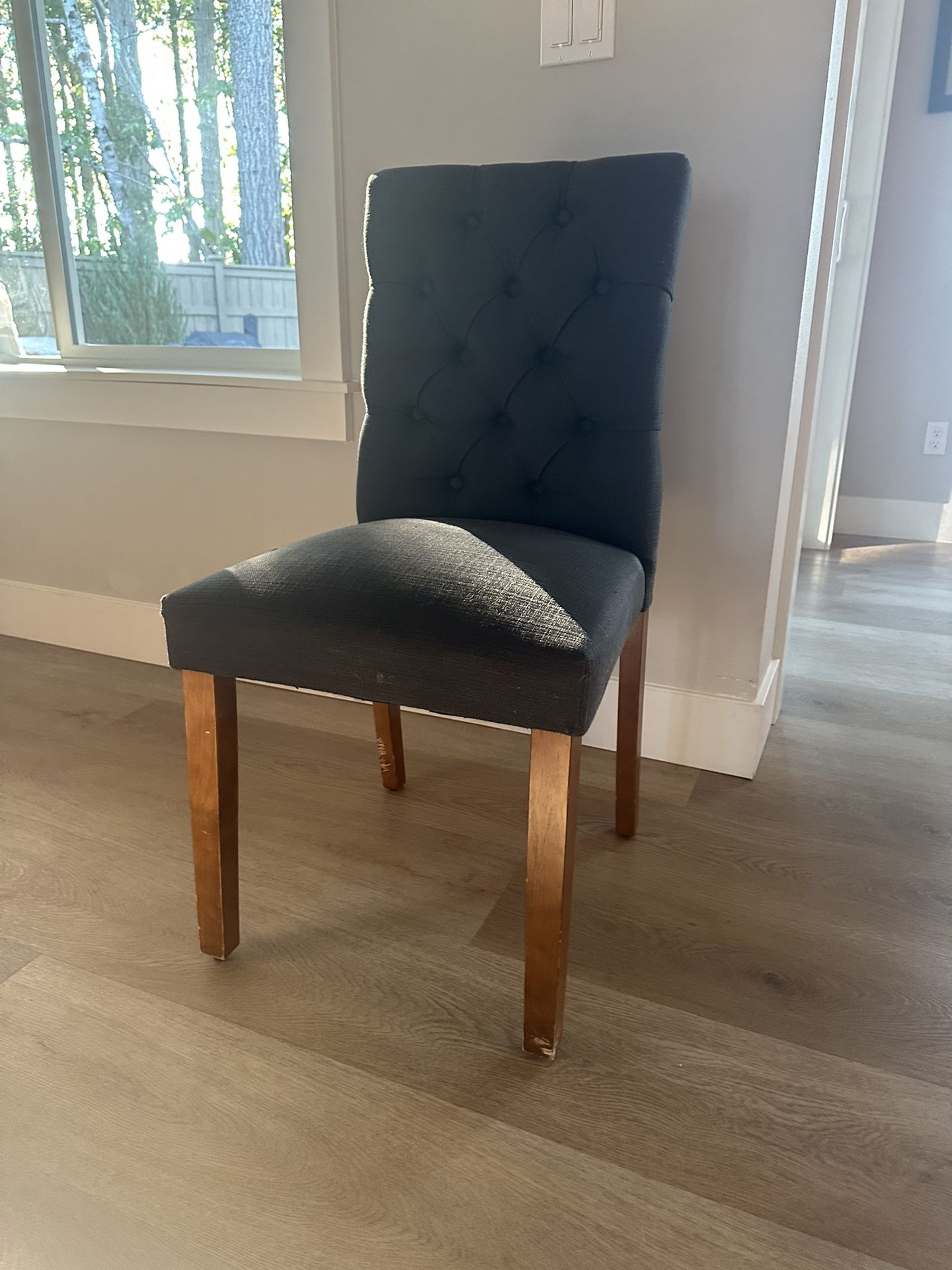 Free- 4 Dining Chairs