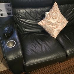 Leather Theatre Seats 