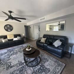 Like New Leather Reclining Sofa & Loveseat 