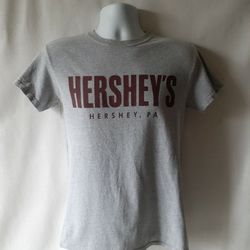 Hershey's mens gray short sleeve graphic T-shirt size S