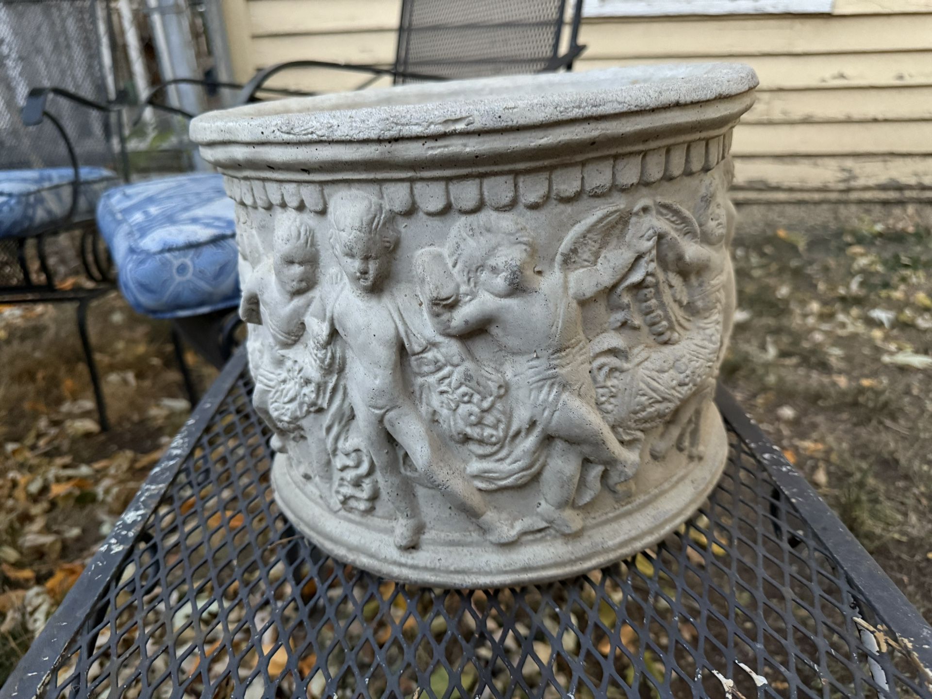 1963 KC Art Statuary CO Concrete Cement Round Classical Cherub Gard Flower Pot