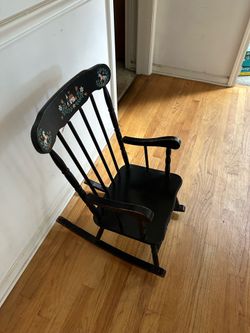 Kids rocking chair