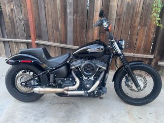 2019 Harley street bob (FXBB)