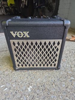 VOX PORTABLE GUITAR AMP