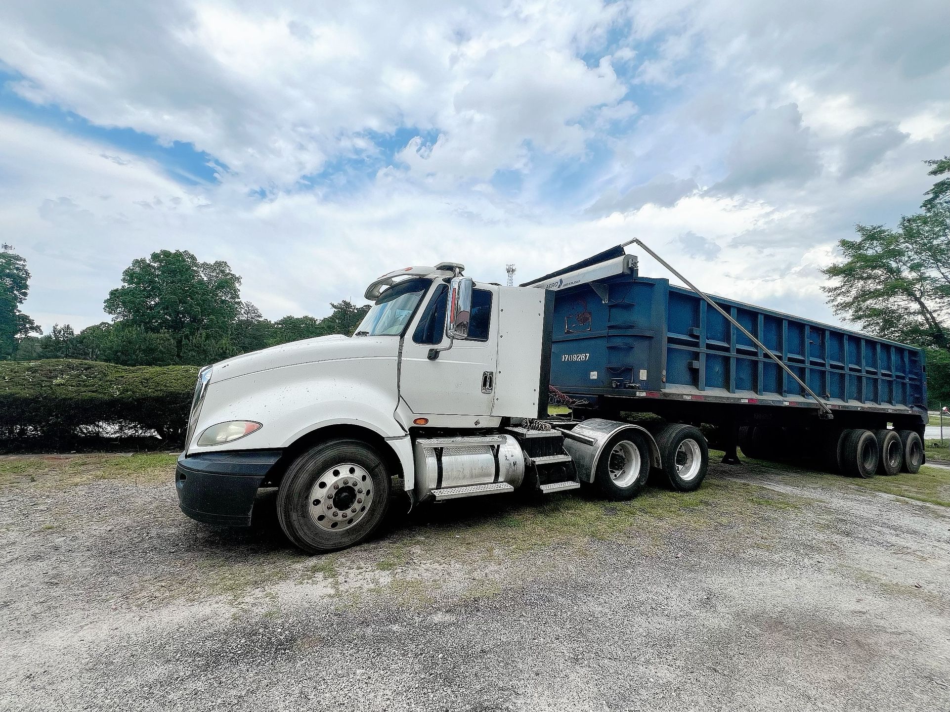 2012 International Day Cab With Wetline Kit