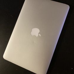 MacBook Air (11-inch, 2015)