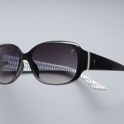 Women’s Simply Vera Vera Wang Burke-Medium Square Sunglasses $20