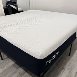 Nectar Classic 12” King Mattress - Medium Firm - Contouring Memory Foam - Cooling Top Layer
