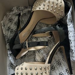 Women’s Shoes