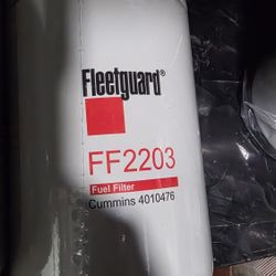 Fleetguard FF2203 Spin-On Fuel Filter
