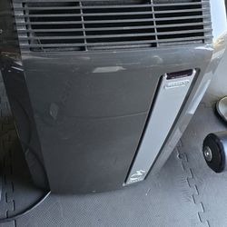 Portable AC 12,500 BTU - 3 in 1 Unit