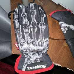 Large Snap On Gloves 