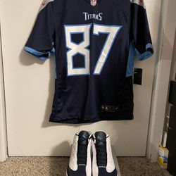 Titans are In the NFL Playoffs🤷‍♂️ Jordan 13 Obsidian Size 10.5 and New Titans Jersey Large 