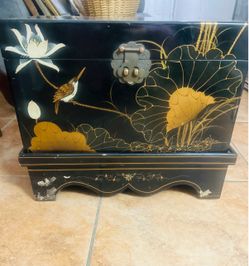 Hermoso baúl oriental vintage