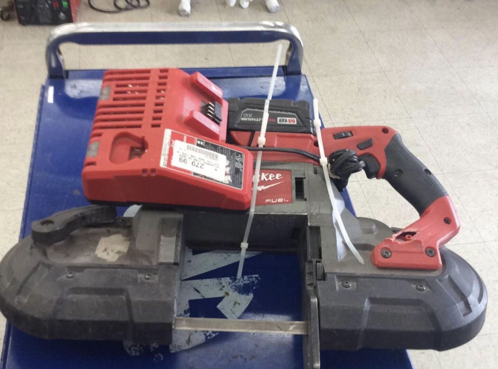 Milwalkee 2790-20 Deep Cut 18v Band Saw Tool w/ battery & charger