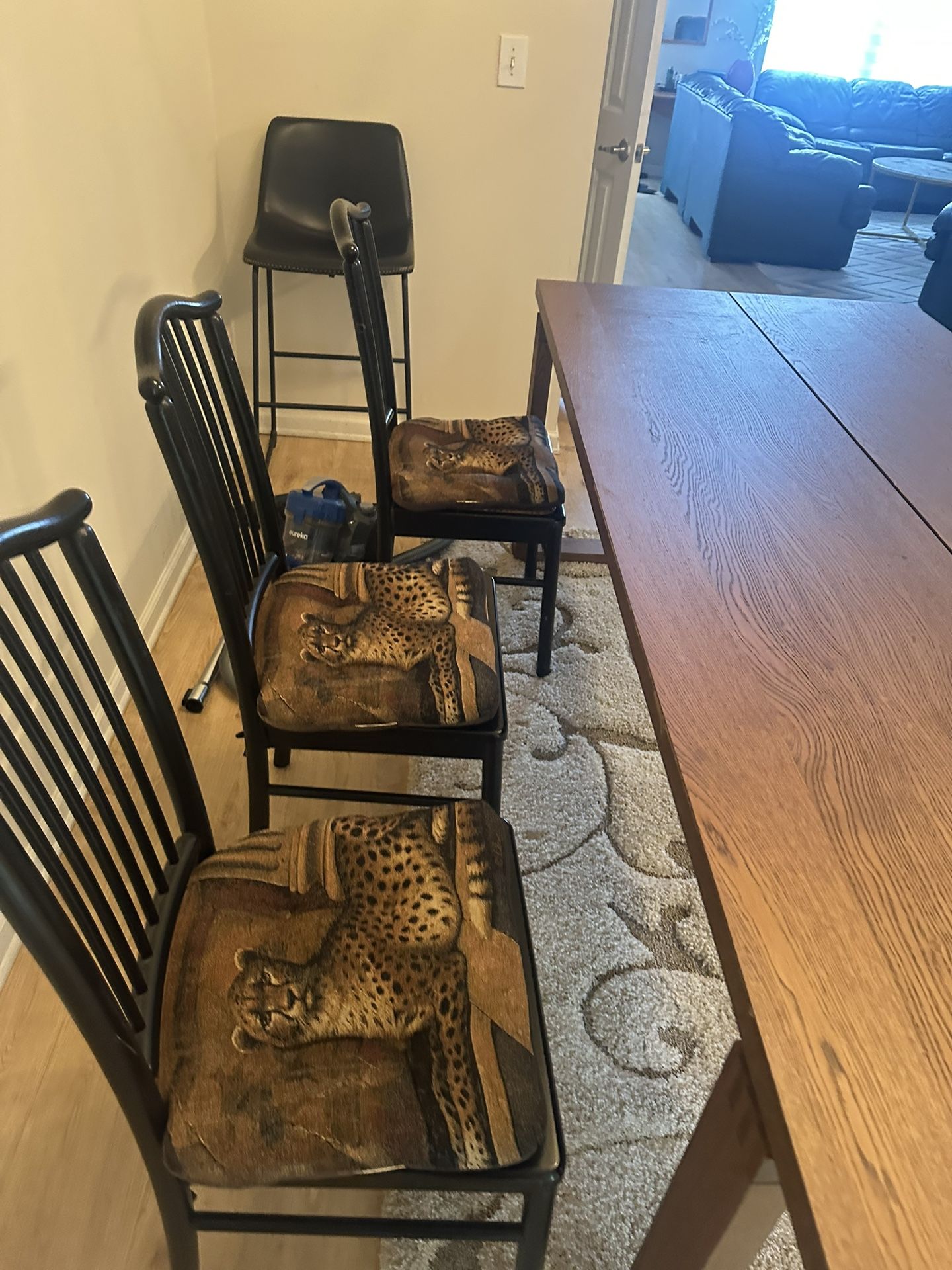 Table & Chairs for Sale