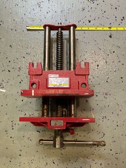 Doyle 7” Carpenters Vise