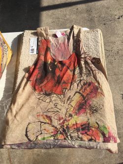 Medium shirt by body central