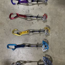 Set Of Black Diamond Camalots