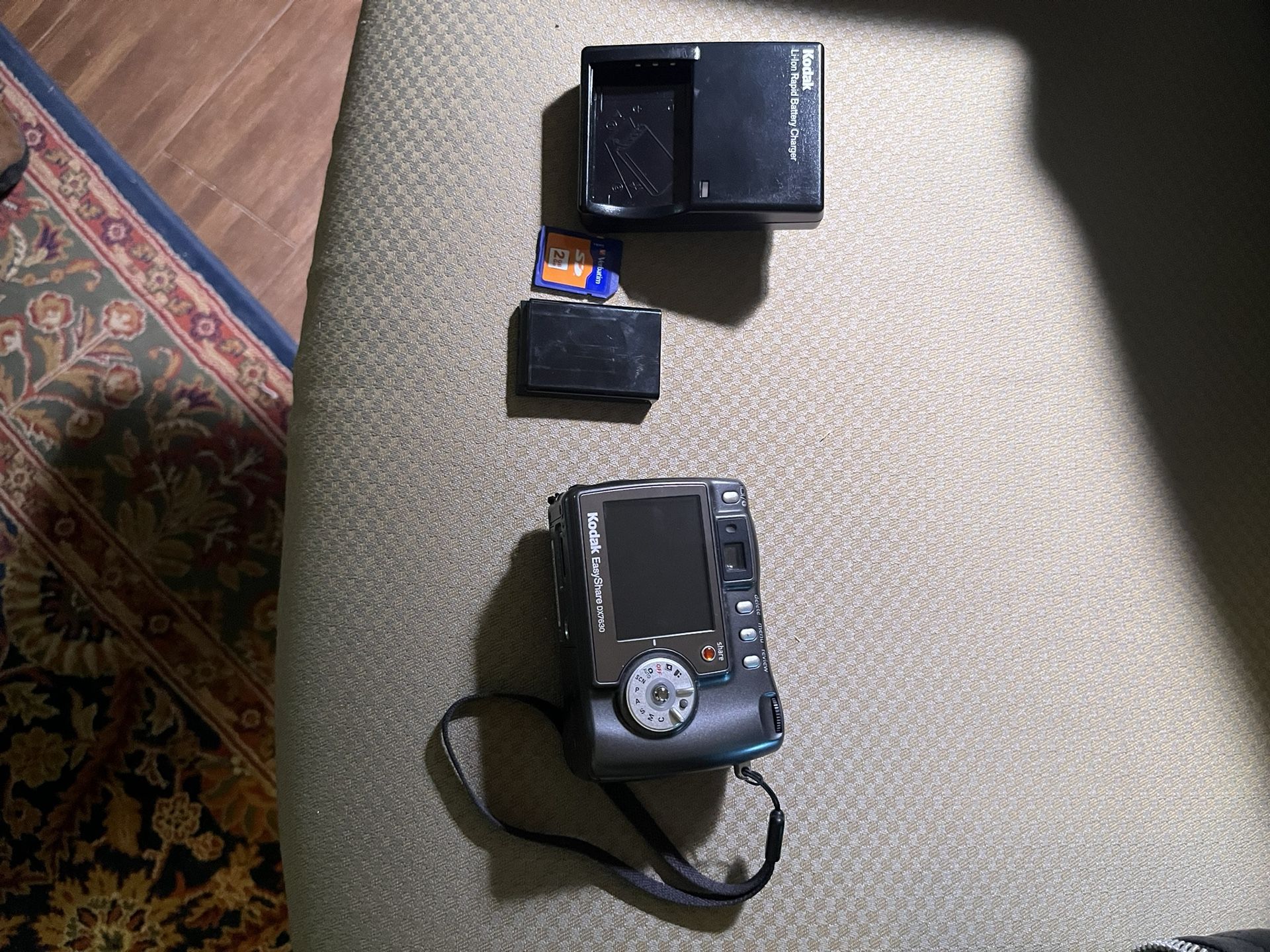 Kodak Easy Share DX7630 Camera