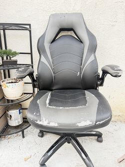 Gaming Chair ( restoration project )