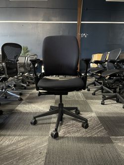 SteelCase Leap V2 Black Colorway