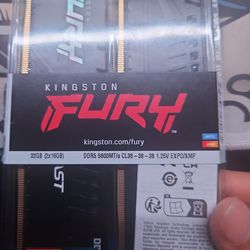 Kingston Fury 32GB ram 5600mhz DDR5