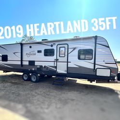2019 2 Room 34FT Trailer En PERRIS 