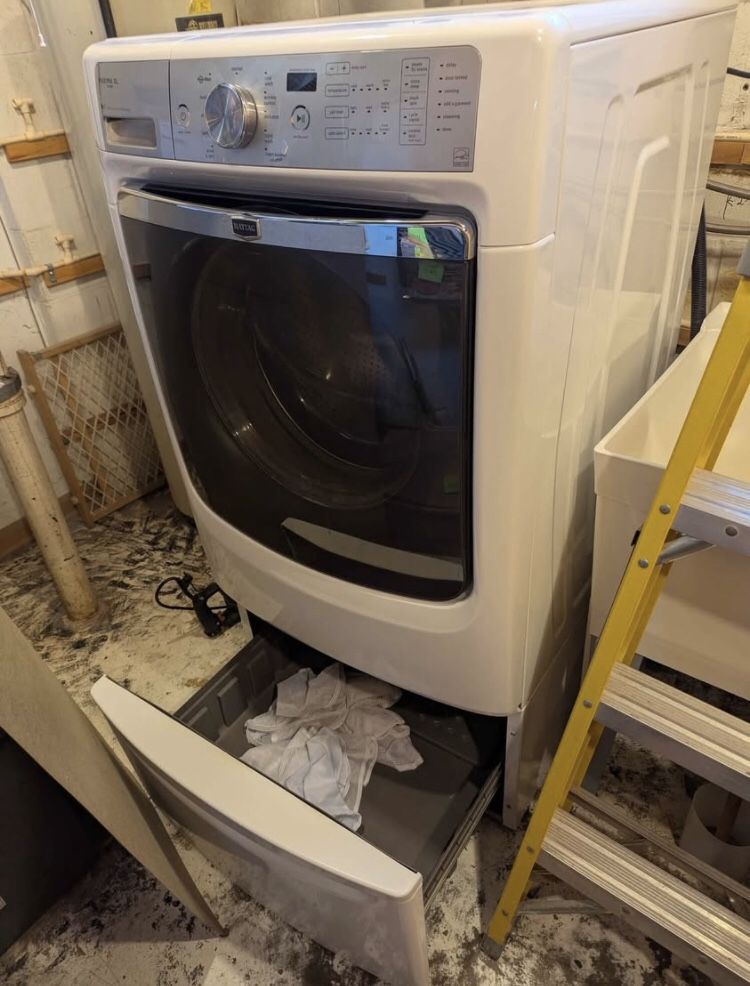 Maytag Washing Machine with Stand