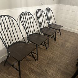 Dining Table & Chairs