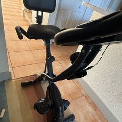 Exercising Bike Lanos 