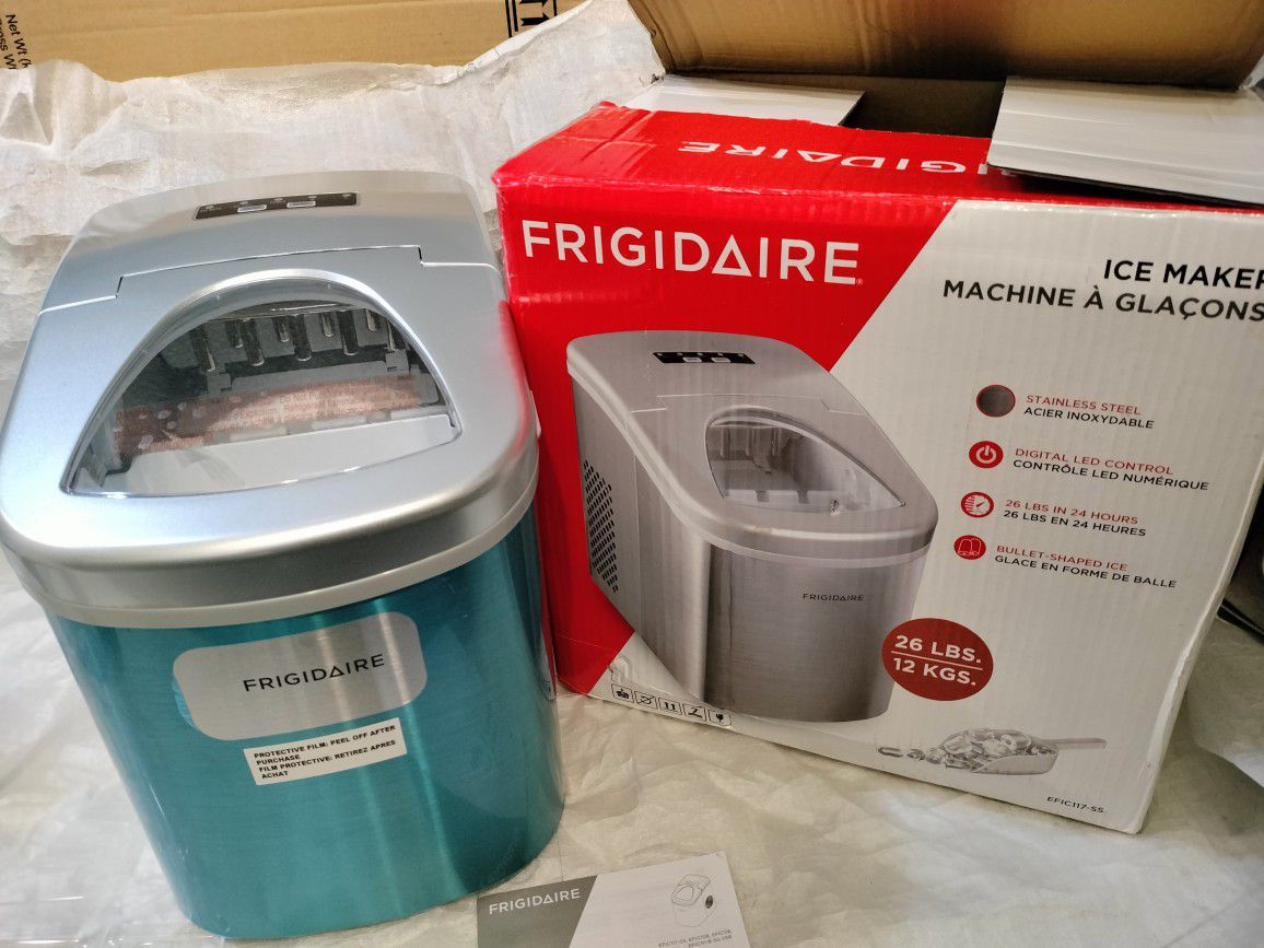 Frigidaire EFIC117-SSRED-COM Stainless Steel Ice Maker 26 Pound Per Day/ New Open Box 