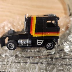 Tyco Us1 Trucking Black Cabover Slot Car