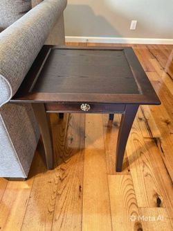 Nice End table