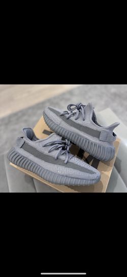 Yeezy 350v2 STEEL GRAYS