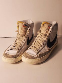 Women’s Nike Blazer Mid 77 White Black CZ1055-100 Size 8
