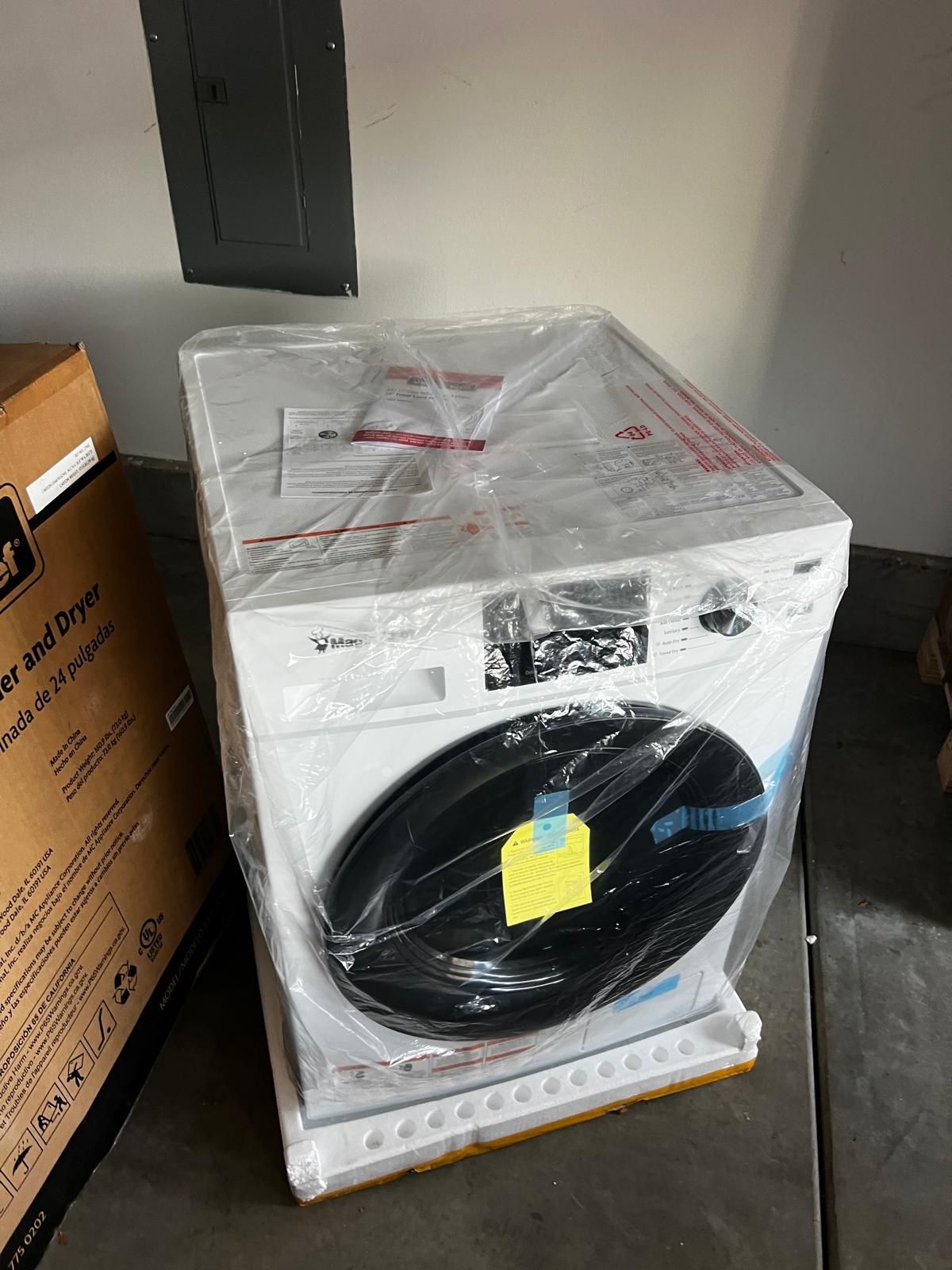 Magic Chef 24” Combo Washer and Dryer Front Load 