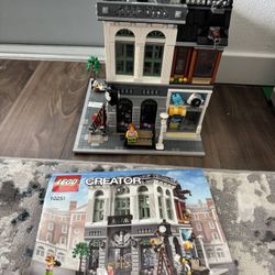 LEGO Creator 10251 Brick Bank