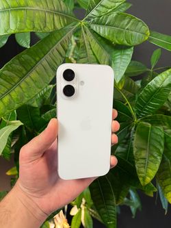 iPhone 16 - Unlocked - 128GB