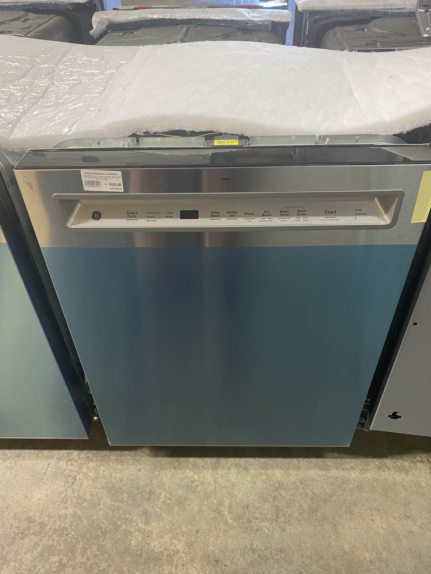 GE® ENERGY STAR® Fingerprint Resistant Front Control with Stainless Steel Interior Dishwasher with Sanitize Cycle