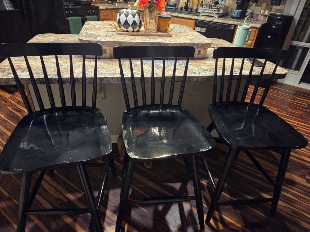 Wooden Swivels Stools