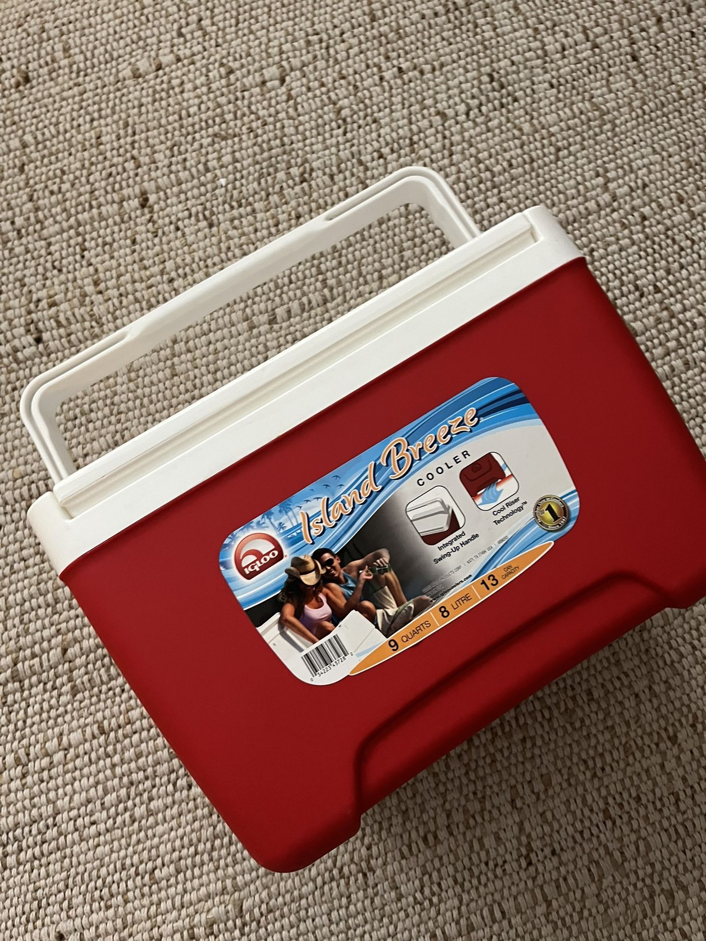 Igloo island breeze cooler 9 Quarts / 8 Litres