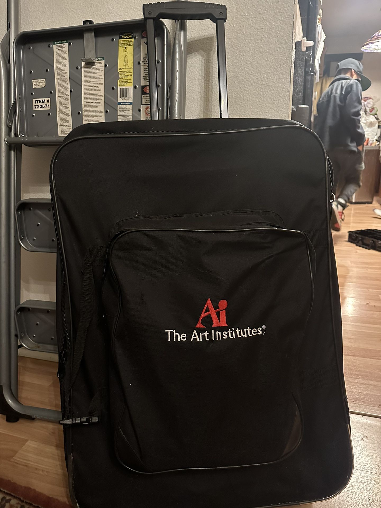 Ai Art Institute Bag With New Sketch Books And Box
