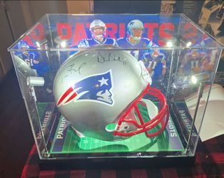 Tom Brady/Drew Bledso dual signed dual cert full size helmet  w/custom case