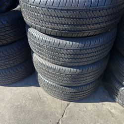 Set Of Four Bridgestone 255/70R17 $300