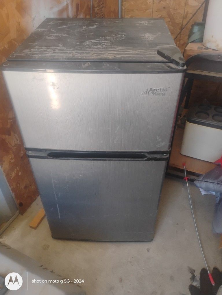 Mini Fridge